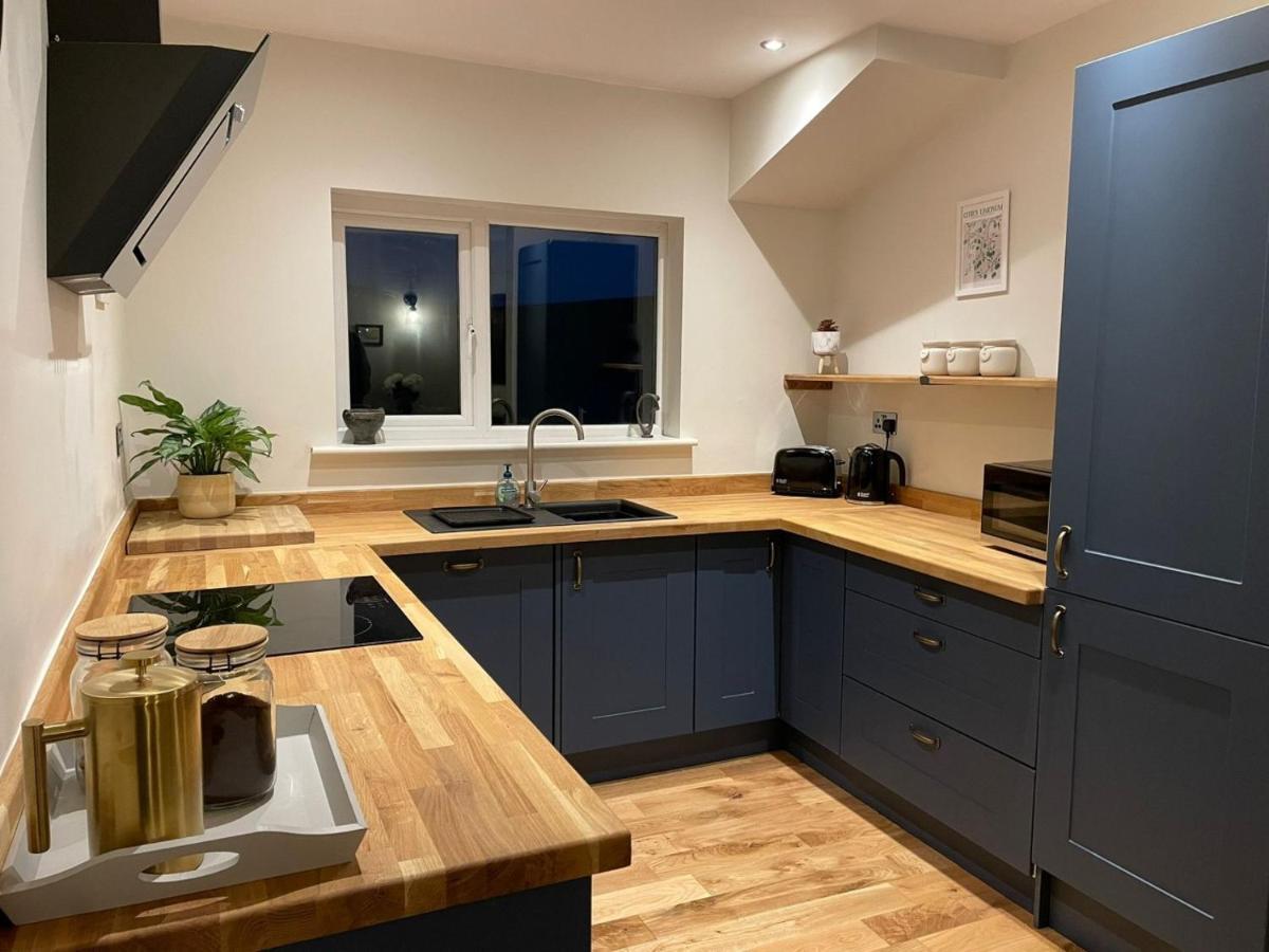No 12 - Stylish & Homely 3 Bed With Parking Close To City Centre Μπαθ Εξωτερικό φωτογραφία