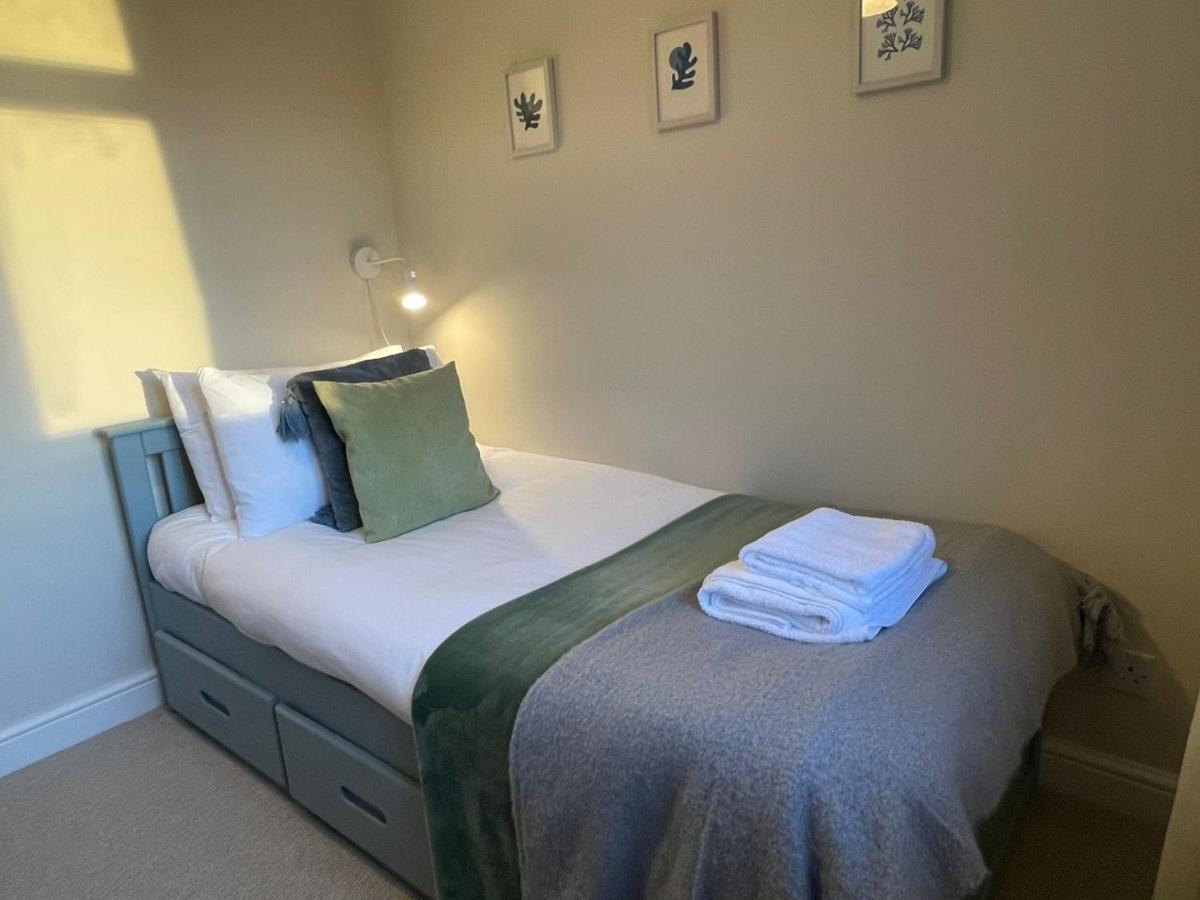No 12 - Stylish & Homely 3 Bed With Parking Close To City Centre Μπαθ Εξωτερικό φωτογραφία