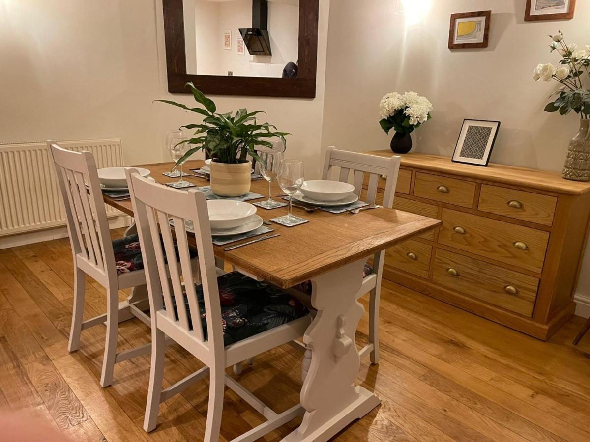 No 12 - Stylish & Homely 3 Bed With Parking Close To City Centre Μπαθ Εξωτερικό φωτογραφία